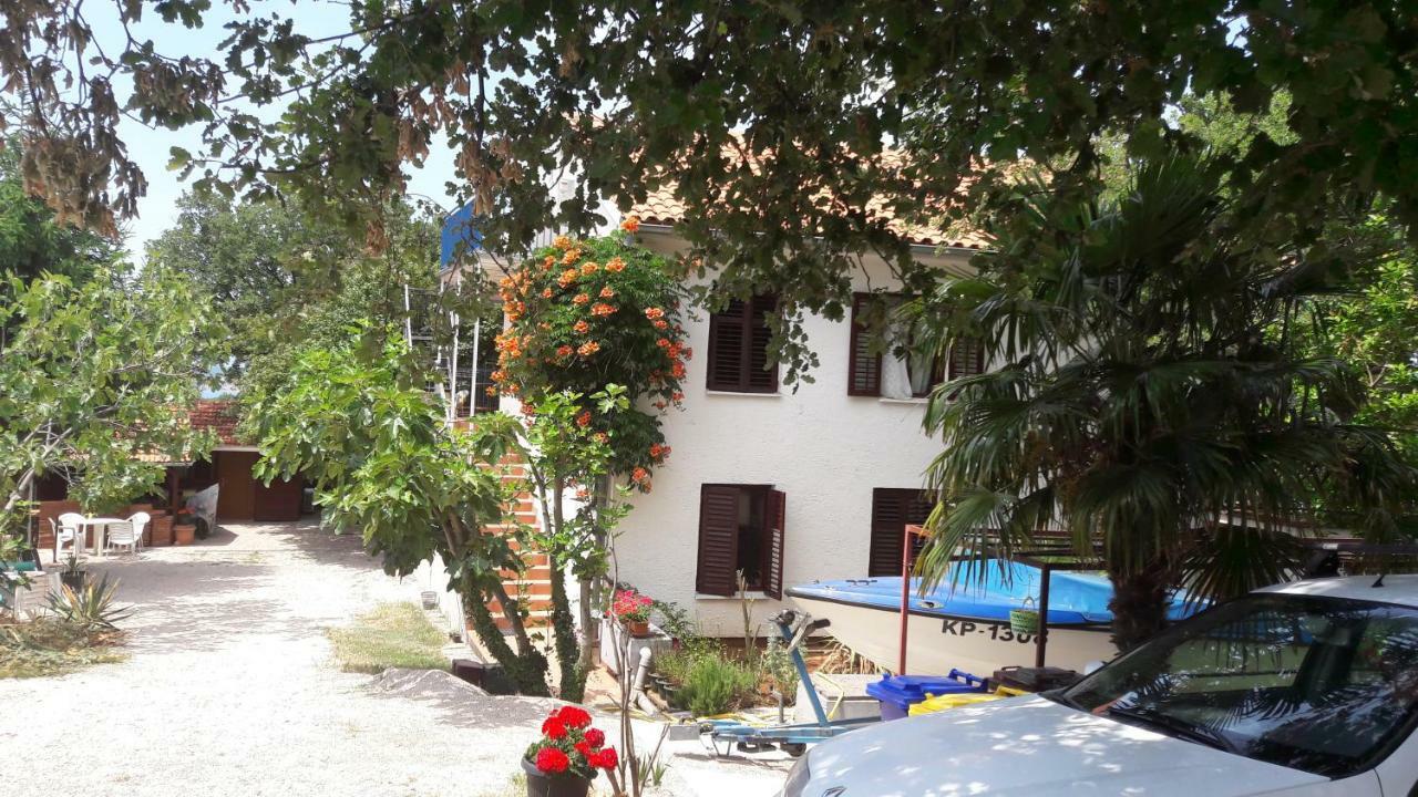 Apartmani Niessner Малинска Экстерьер фото