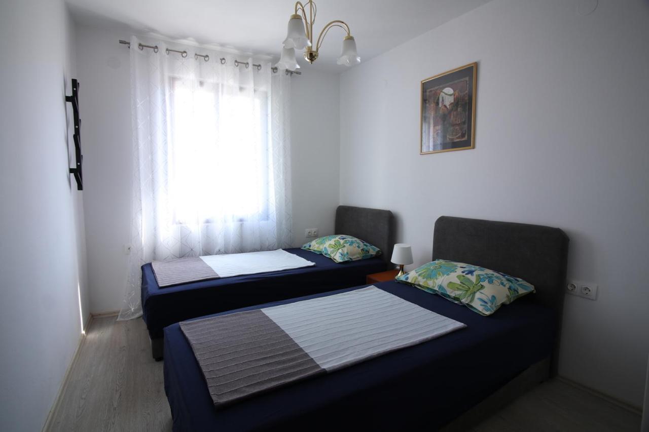 Apartmani Niessner Малинска Экстерьер фото