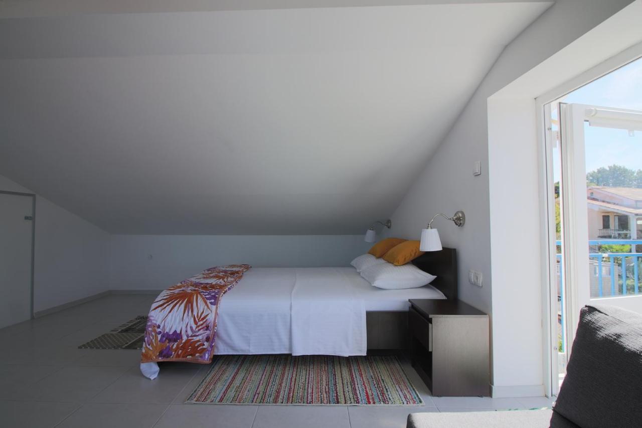 Apartmani Niessner Малинска Экстерьер фото